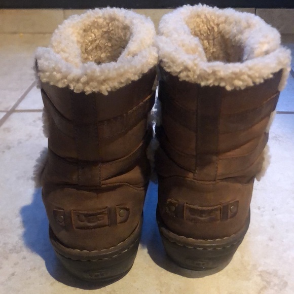 Ugg boots light brown Sz 8 - Picture 3 of 4